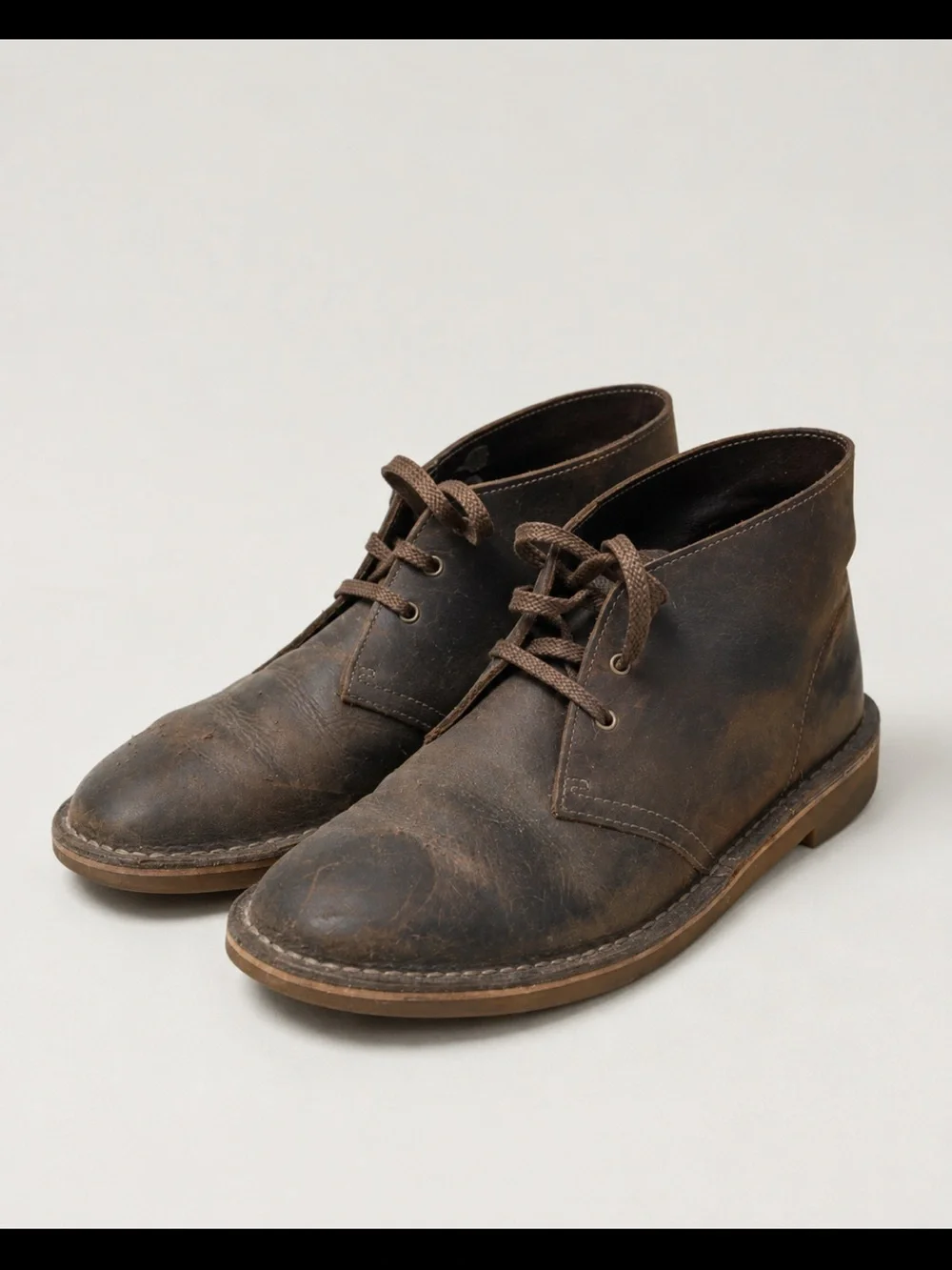 Clarks Men's Brown Leather Chukka Boots